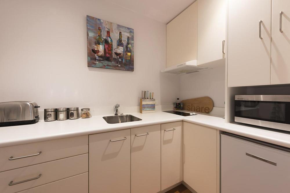 The Sails Apartment Russell Luaran gambar